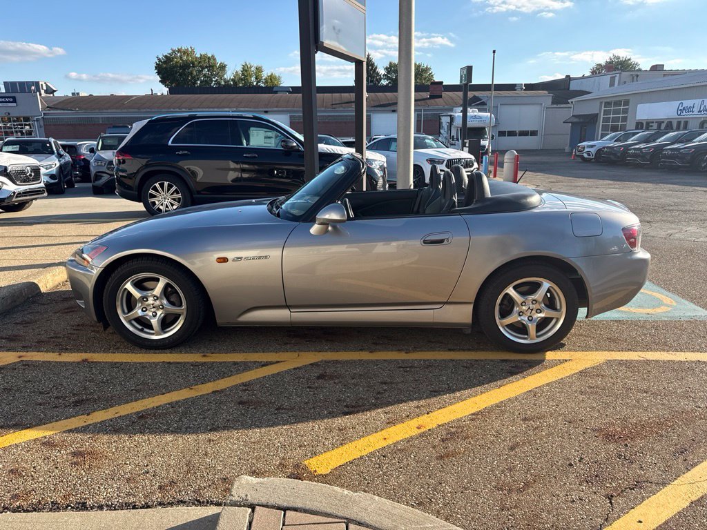 Used 2001 Silver Honda Base image 2
