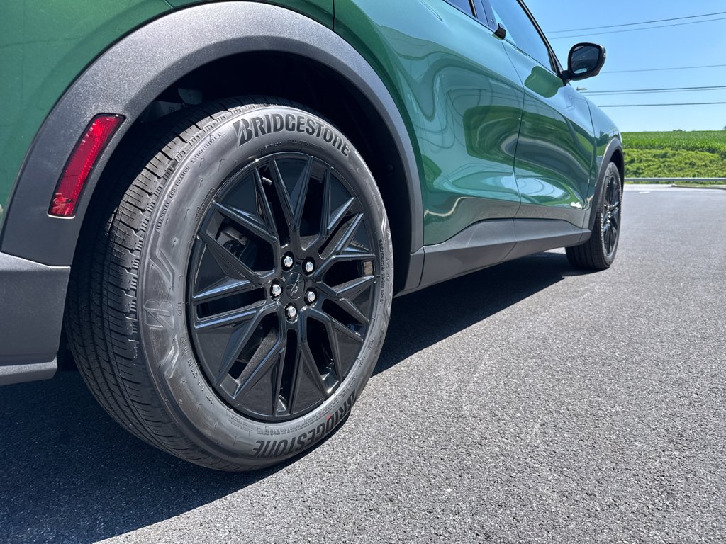 2025 Ford Mustang Mach-E Select - Photo 11