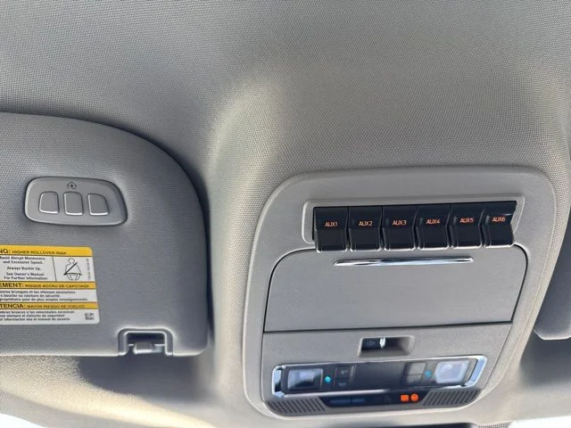 New 2026 Oxford White Ford Lariat image 35