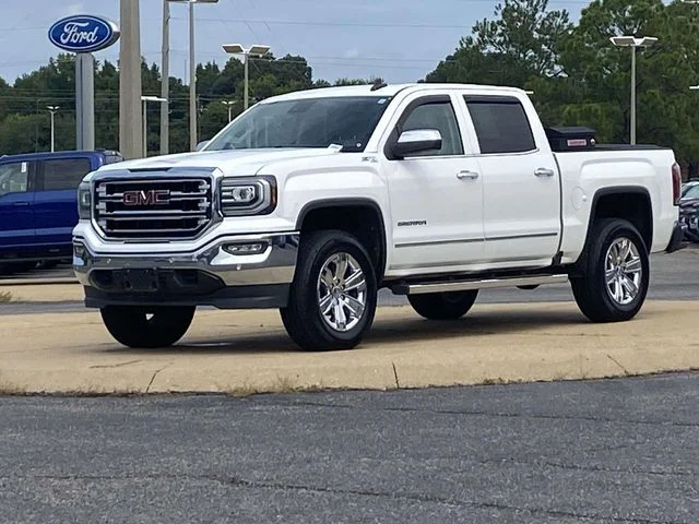 Used 2018 White GMC SLT image 6