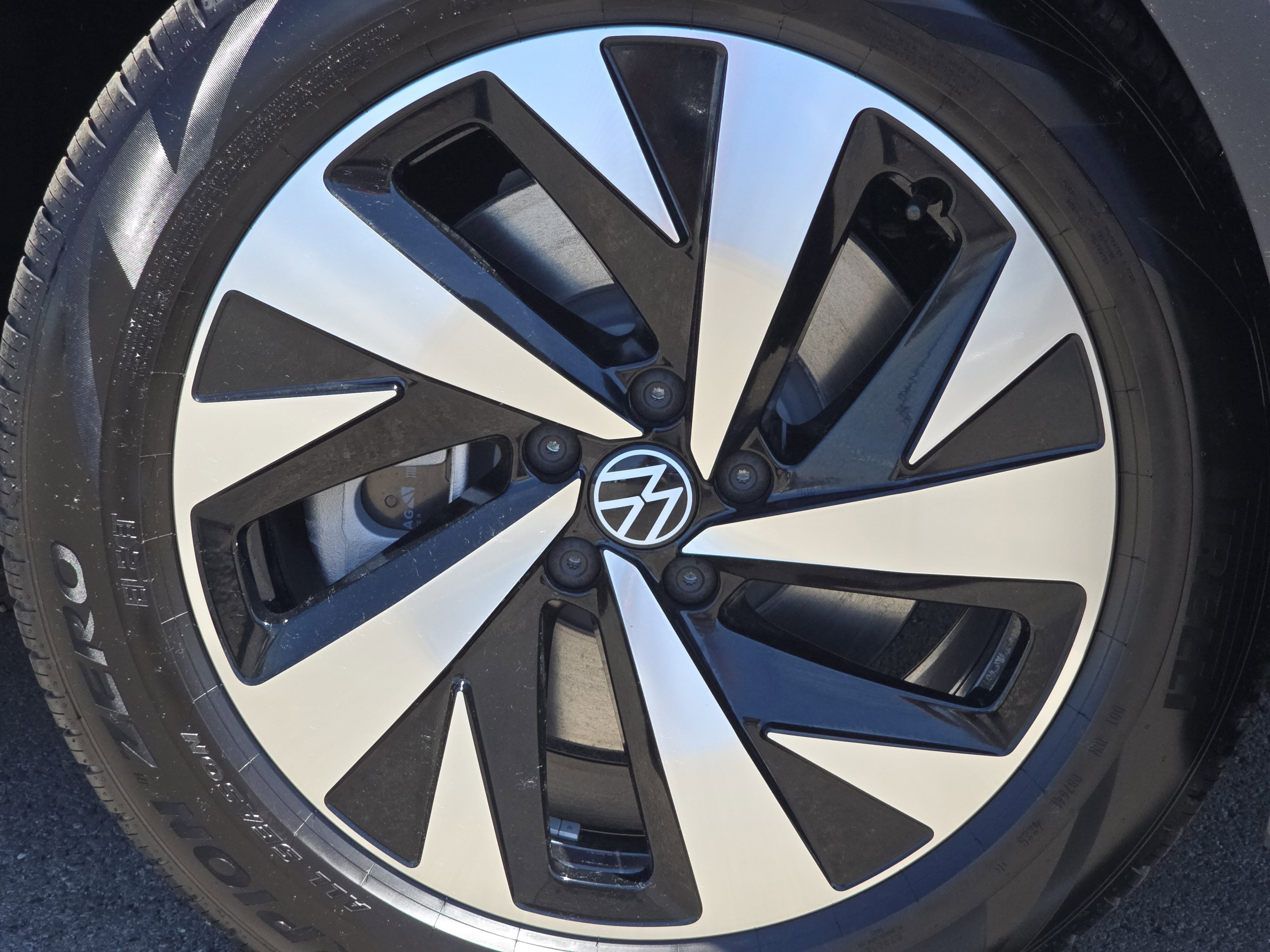 New 2026 Mountain Lake Blue Metallic Volkswagen Pro image 14