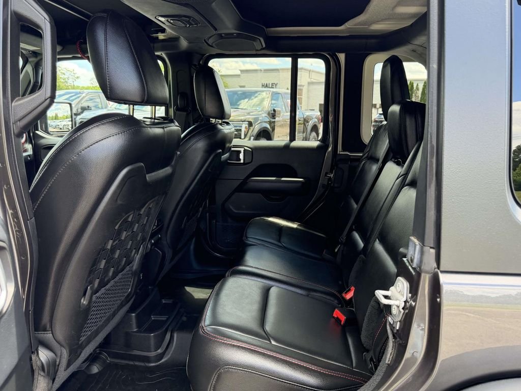 Used 2019 Gray Jeep Unlimited Rubicon image 15