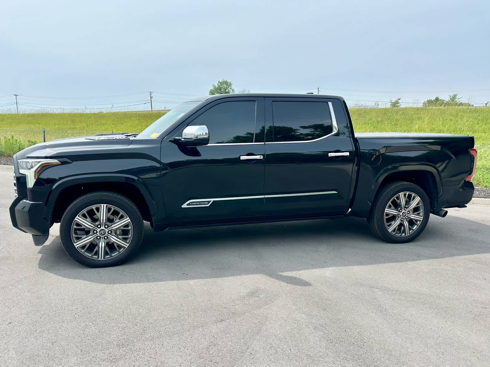 2023 Toyota Tundra Capstone Hybrid CrewMax Short 5.5' Bed's photo