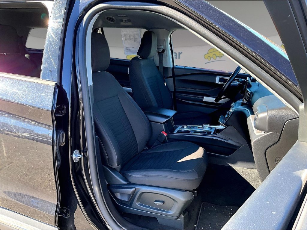 Used 2021 Black Metallic Ford XLT image 11