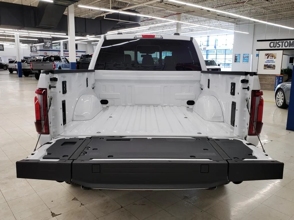 Used 2025 White Ford Tremor image 9