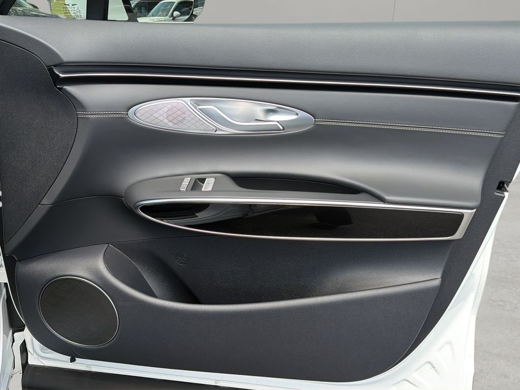 2026 GENESIS GV70 Standard - Photo 33
