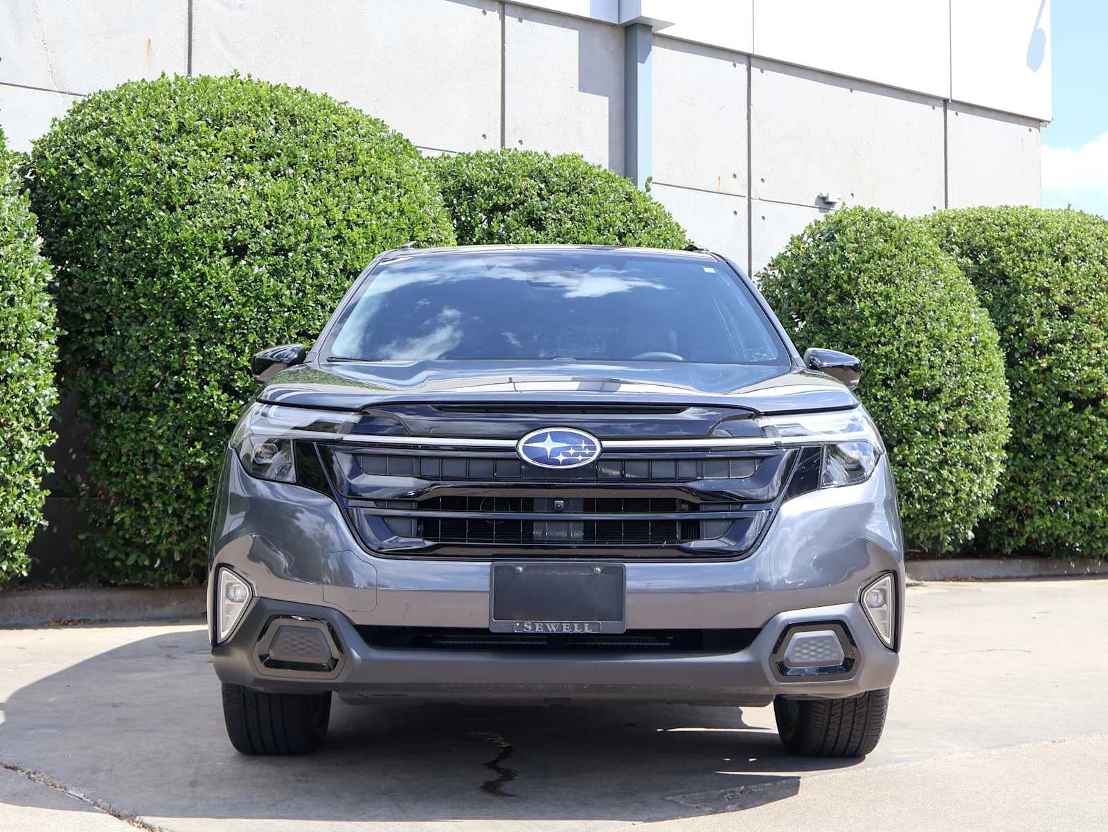 Used 2025 Magnetite Gray Metallic Subaru Touring image 2