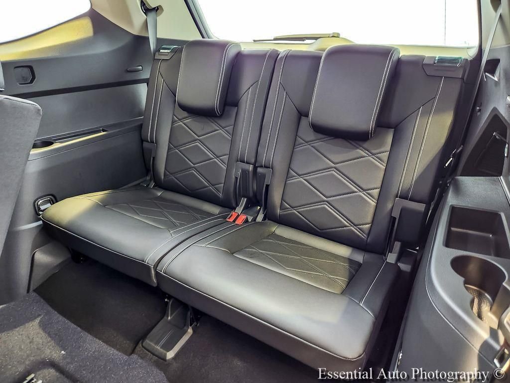 New 2026 Silver Mist Metallic Volkswagen 2.0T SE image 9
