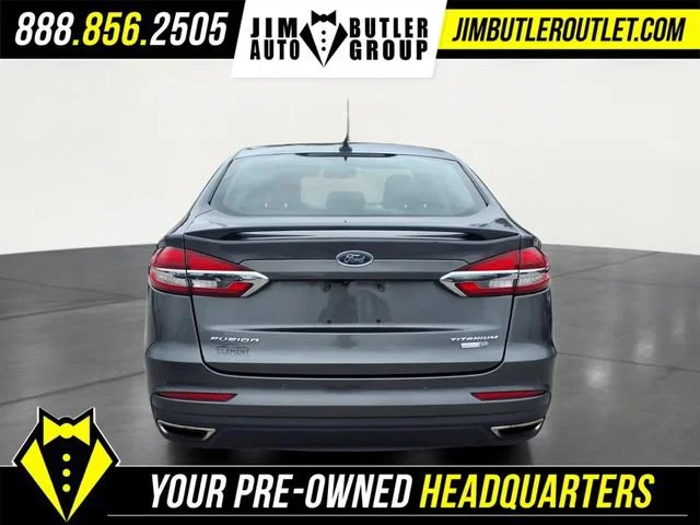 Used 2020  Ford Titanium image 24