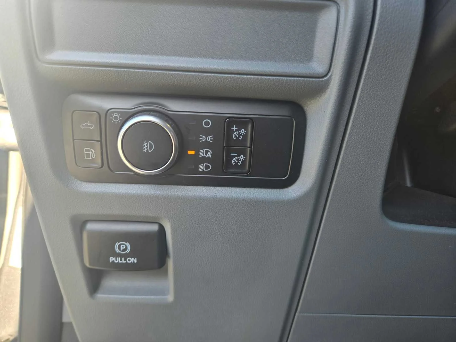 Used 2025  Ford XLT image 22