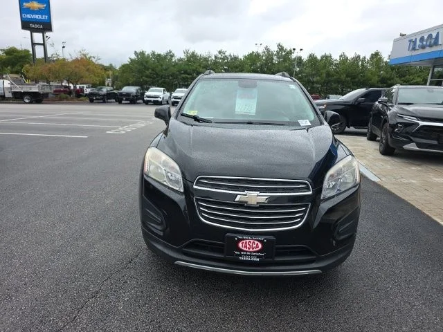 Used 2016 Black Chevrolet LT image 8