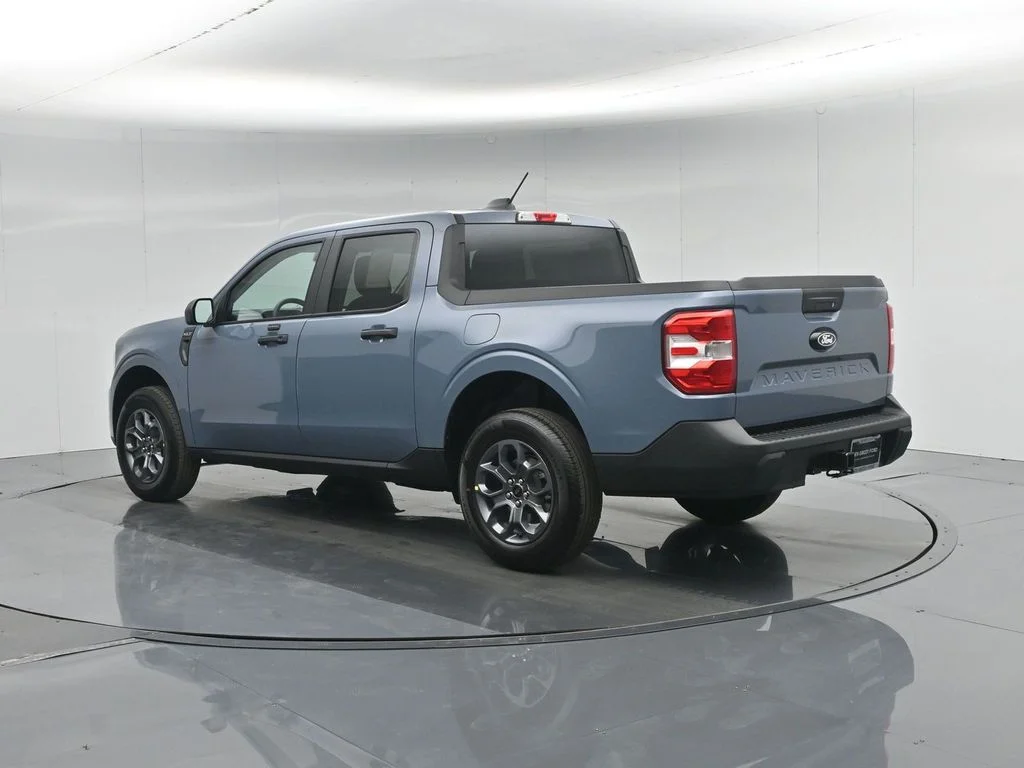 New 2026 Gray Ford XLT image 6