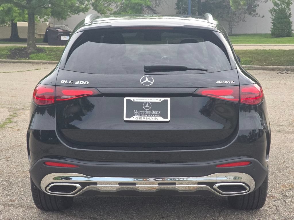 New 2026 Black Mercedes-Benz GLC 300 image 51