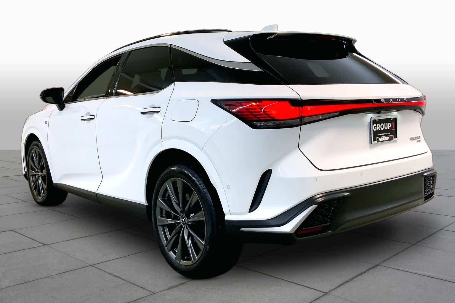 Used 2023 Ultra White Lexus F SPORT Handling image 11