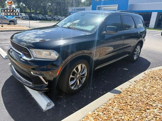 Used 2022 Black Dodge SXT image 1
