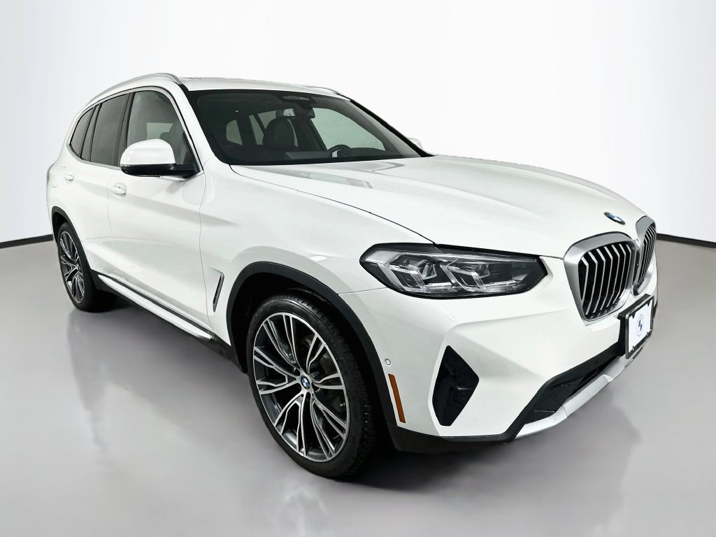 Certified Used 2023 Alpine White BMW sDrive30i image 3