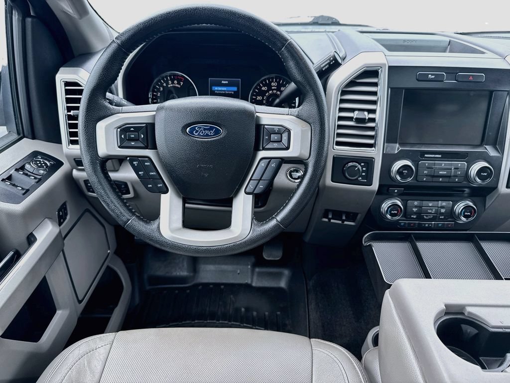 Used 2015  Ford XLT image 24