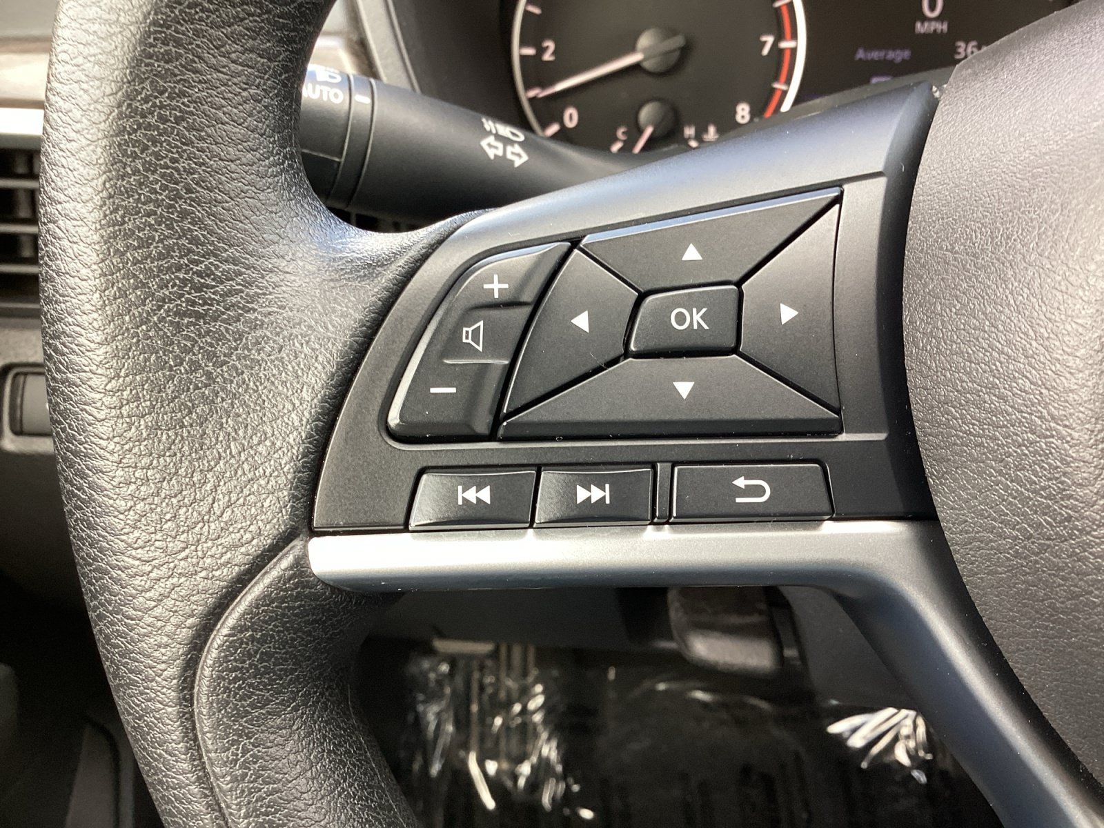 Used 2024 Red Nissan SV FWD image 18