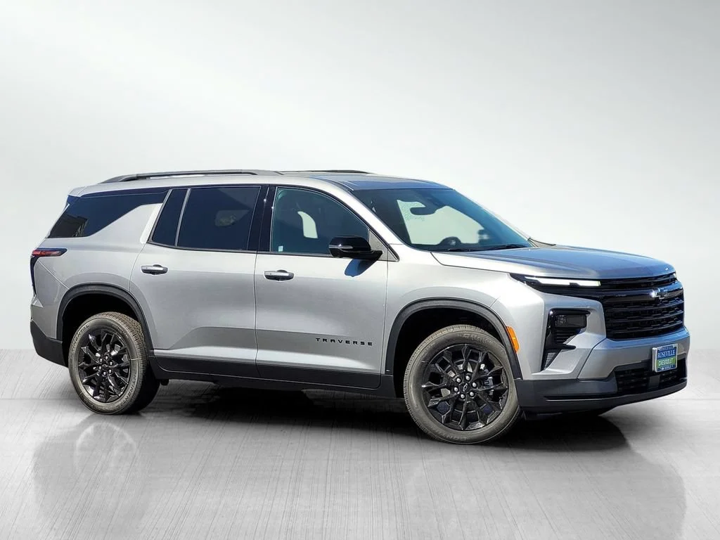 2026 Chevrolet Traverse FWD LT's photo