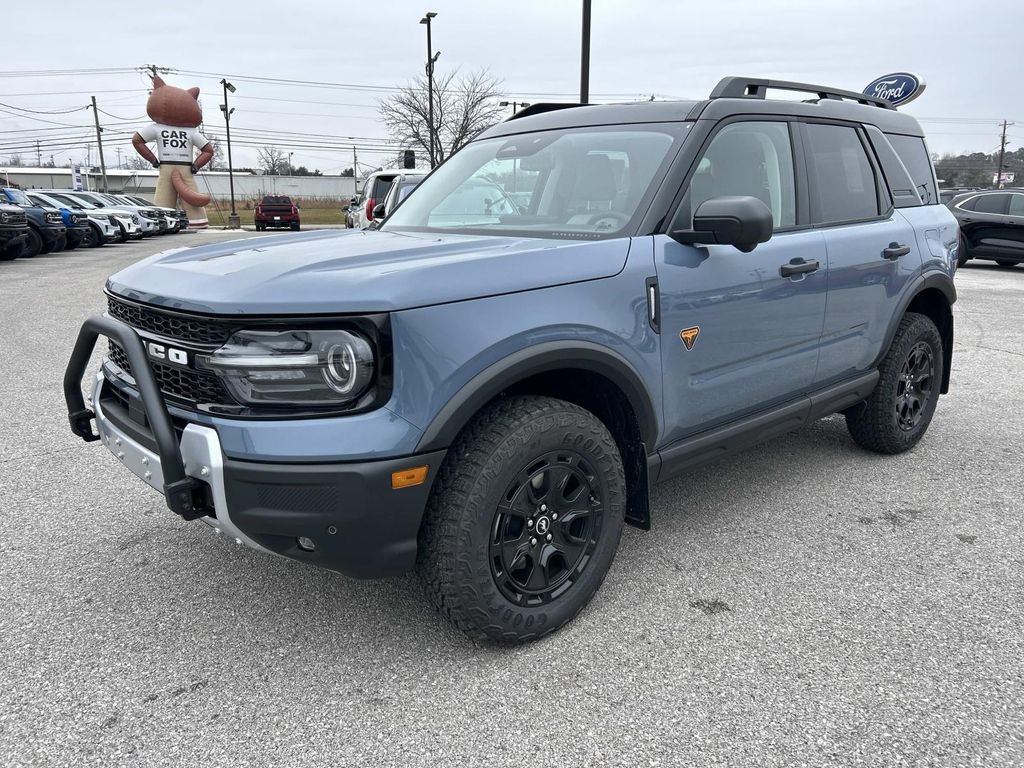 New 2025 Azure Gray Metallic Tri-Coat Ford Badlands® image 8