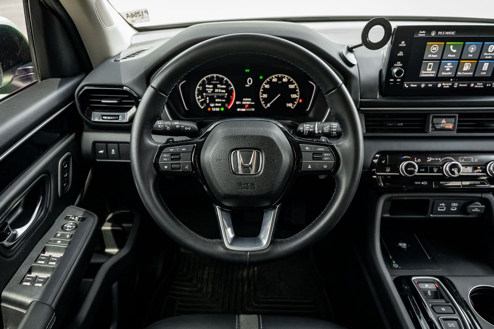 Used 2025  Honda EX-L image 23