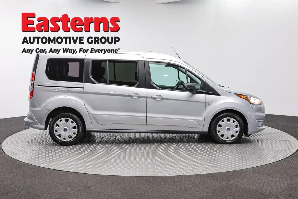 Used 2021 Silver Ford XLT image 4