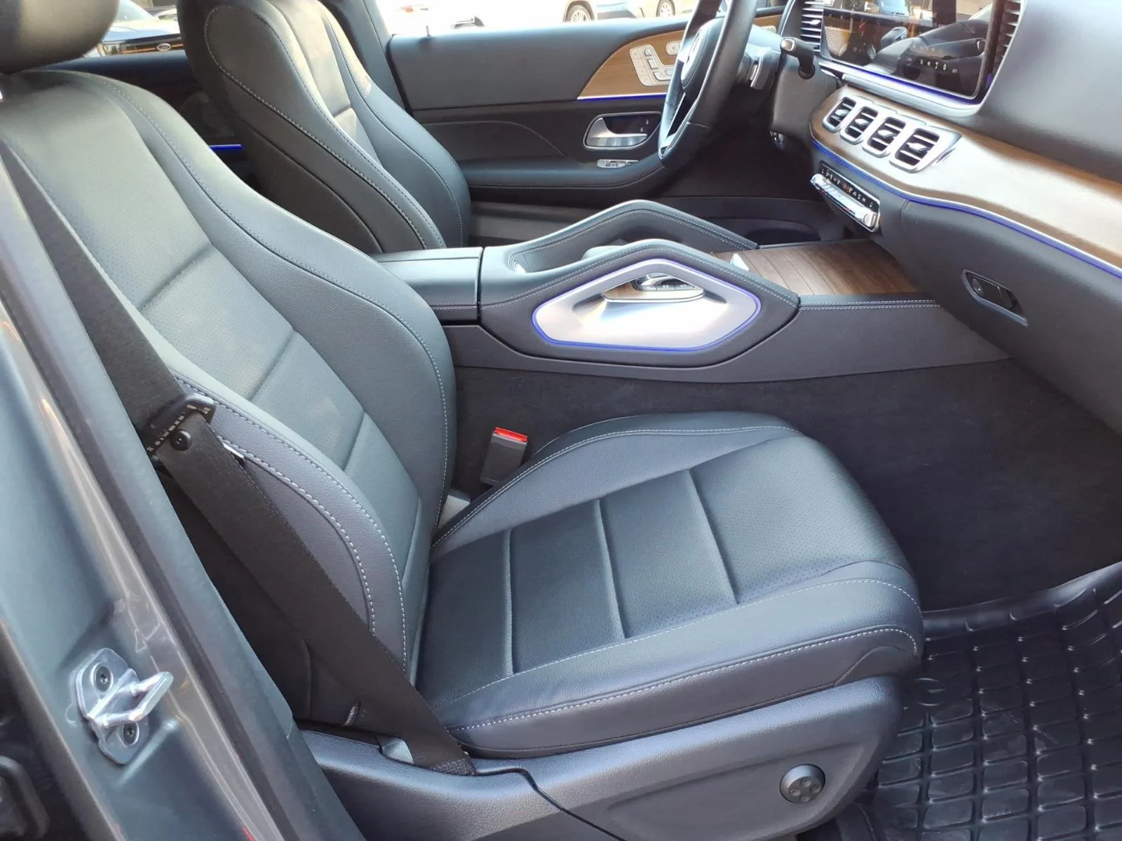 Certified Used 2026 Selenite Grey Metallic Mercedes-Benz GLE 350 image 24