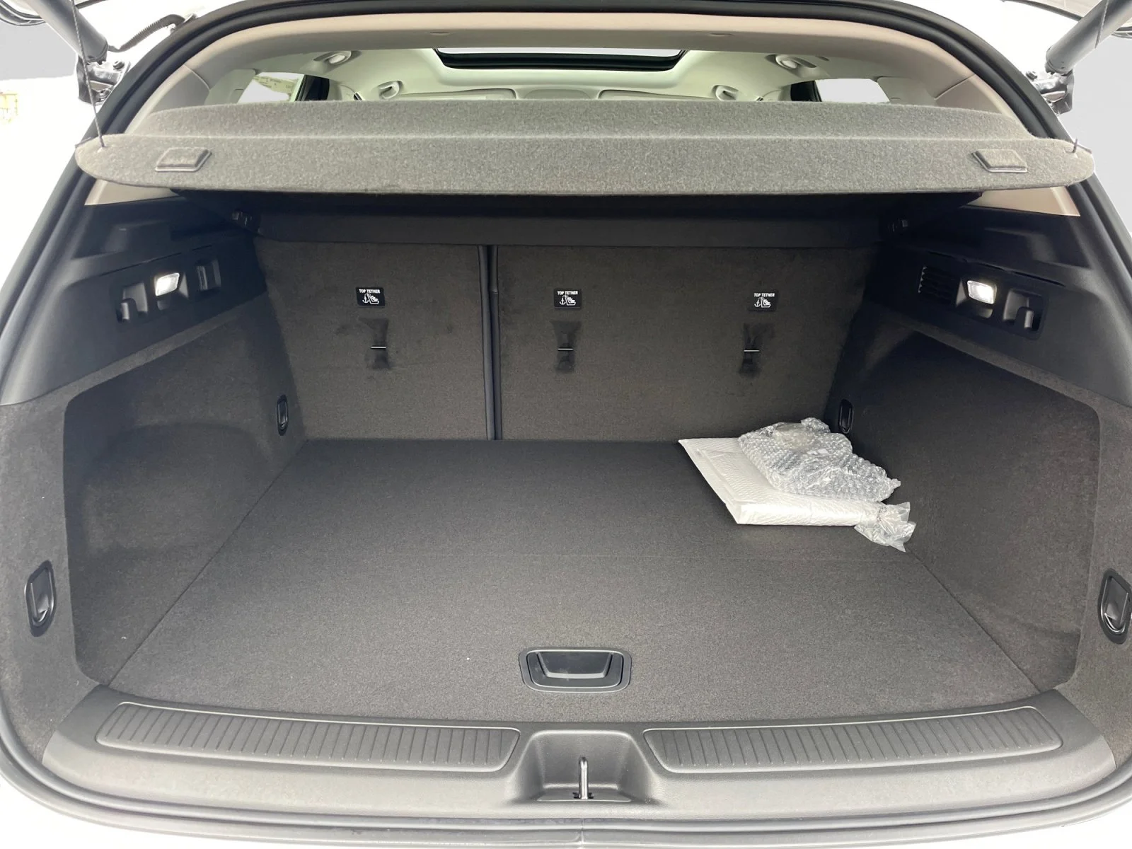 New 2026 Summit White Buick Sport Touring AWD image 10