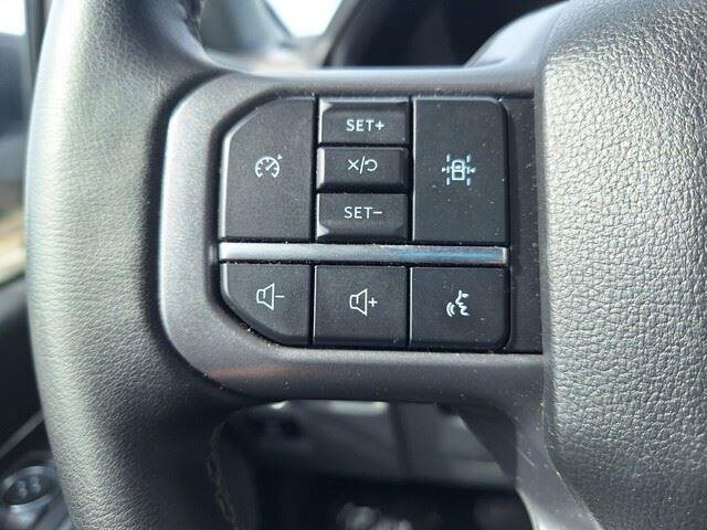 Used 2024 Oxford White Ford XLT image 13