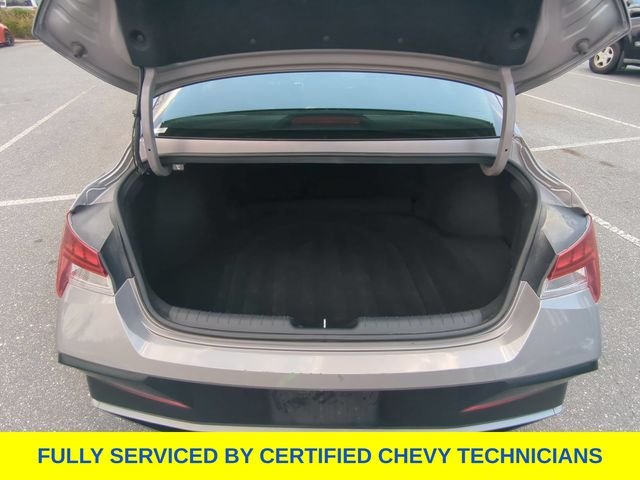 Used 2025 Silver Hyundai SEL Convenience image 42