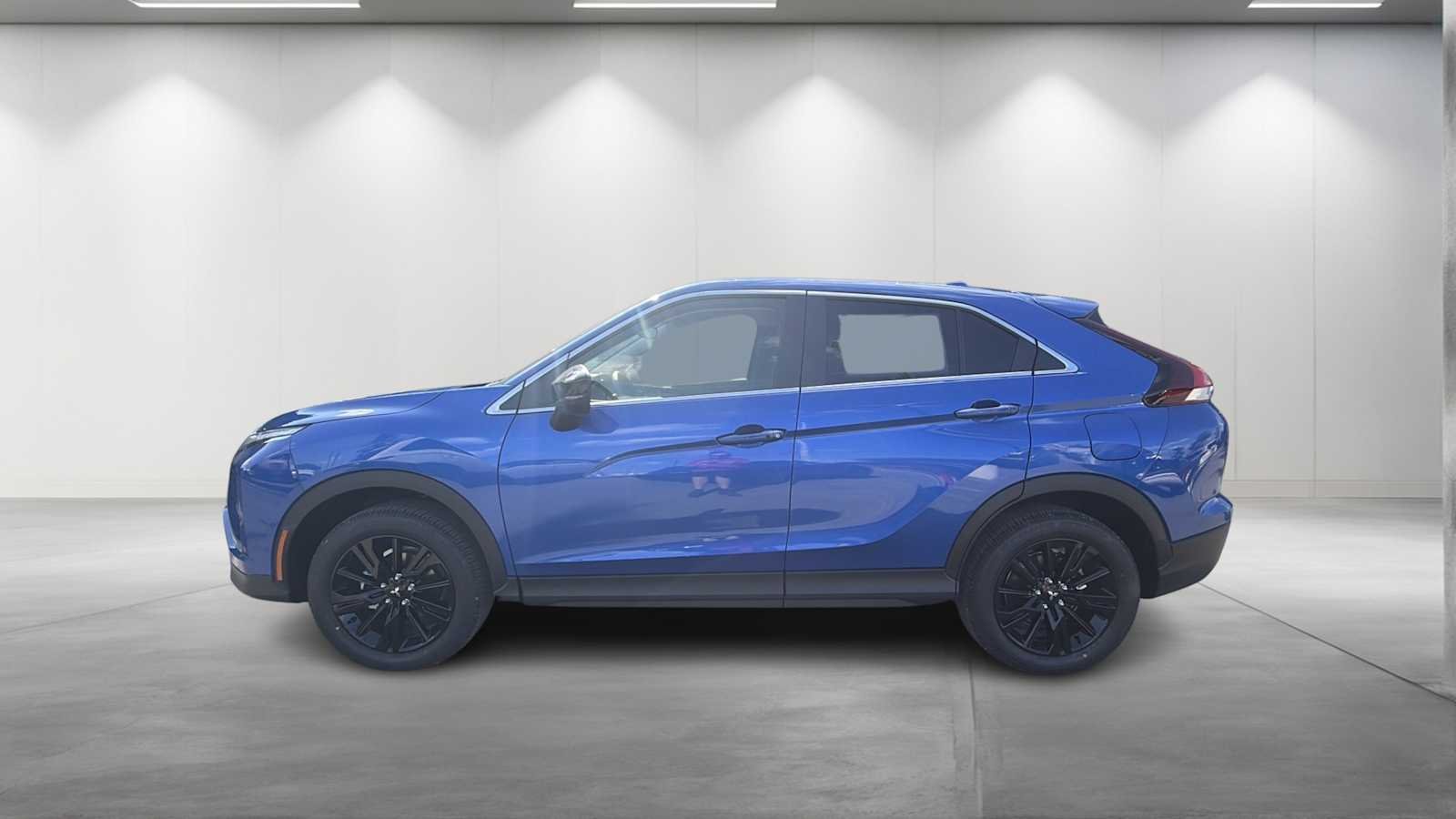 New 2026 Lightning Blue Metallic Mitsubishi LE 1.5T S-AWC image 4