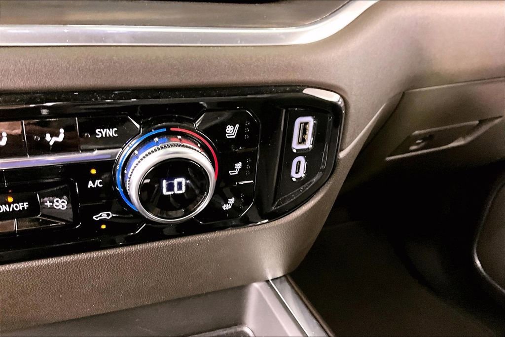 2026 GMC Sierra 1500 SLT - Photo 16