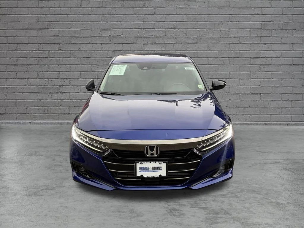 Certified Used 2021 Still Night Pearl Honda Sport Special Edition image 3
