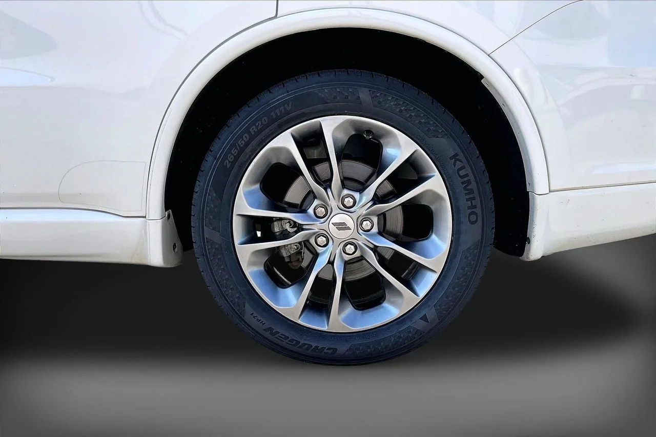 Used 2019 White Dodge R/T image 35