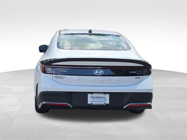 New 2026 White Hyundai Blue image 4
