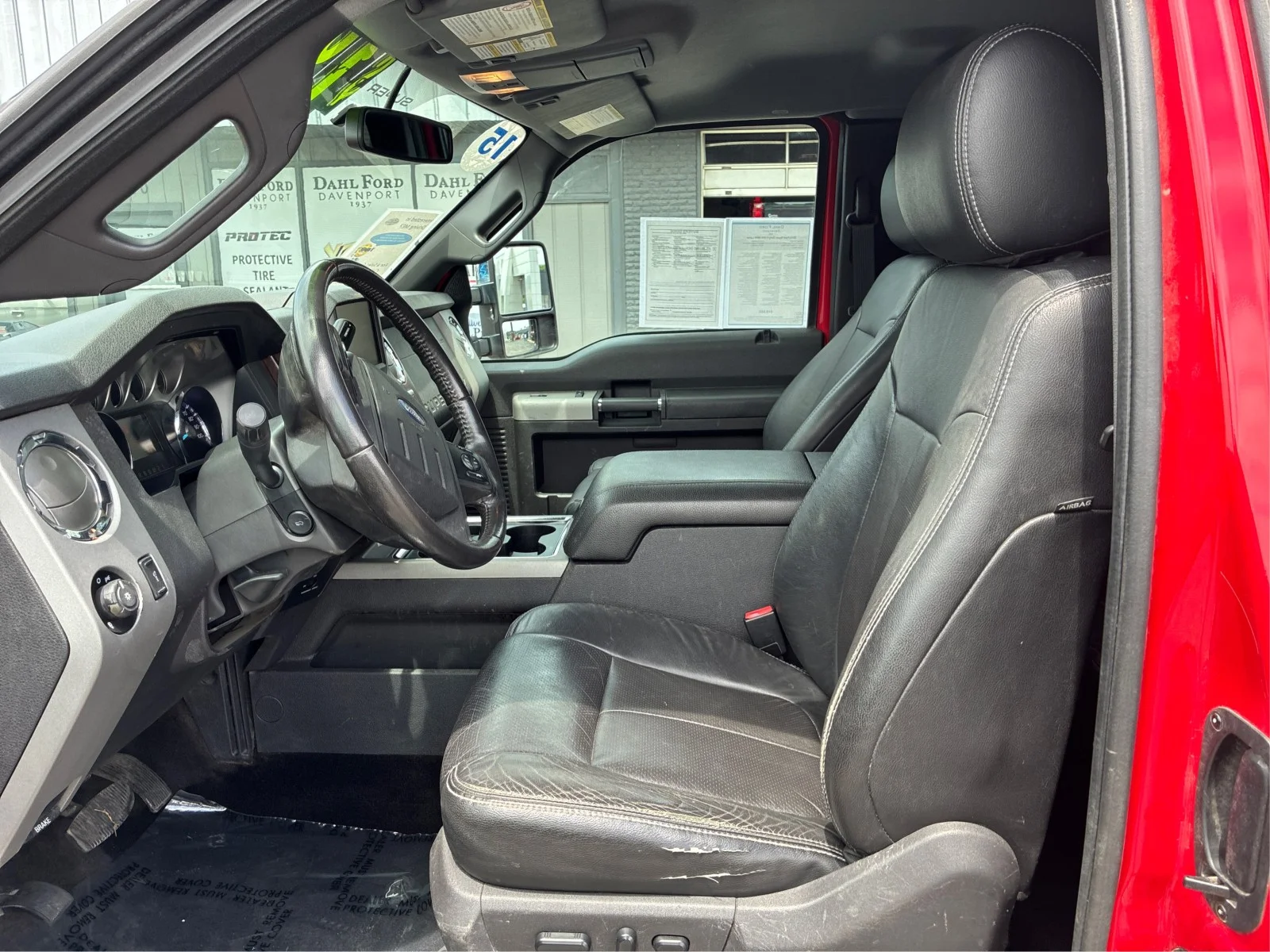 Used 2015 Red Ford Lariat image 8