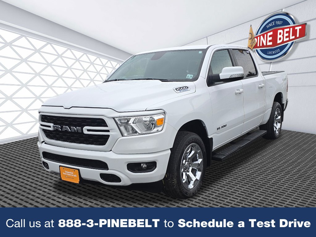 2022 RAM 1500 Big Horn/Lone Star 4x4 Crew Cab 5'7's photo