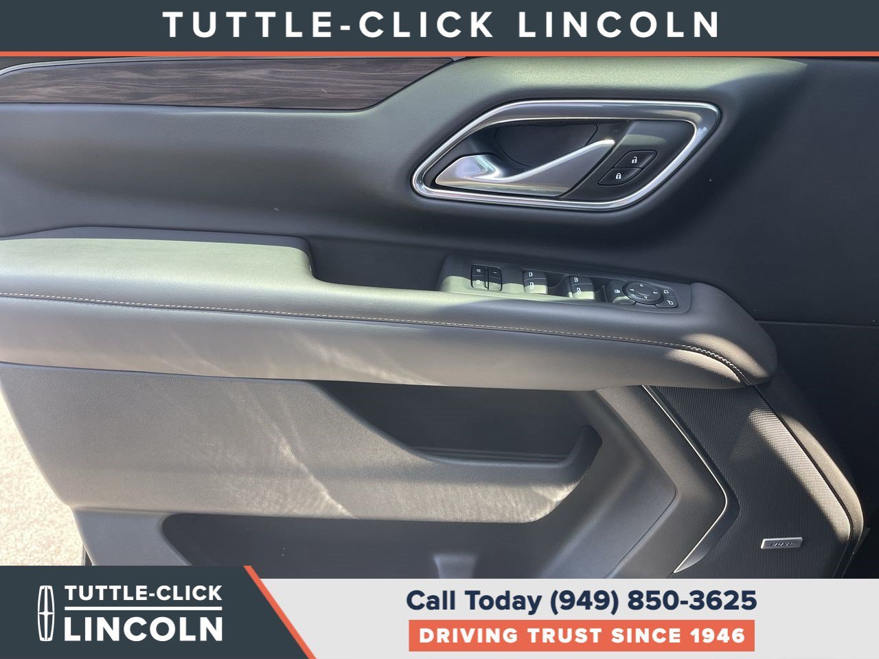 Used 2021 Black Chevrolet Z71 image 21