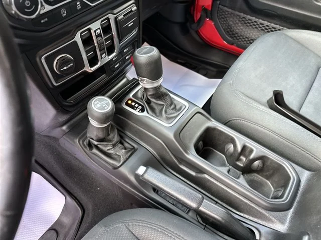 Used 2020 Red Jeep Sport image 22