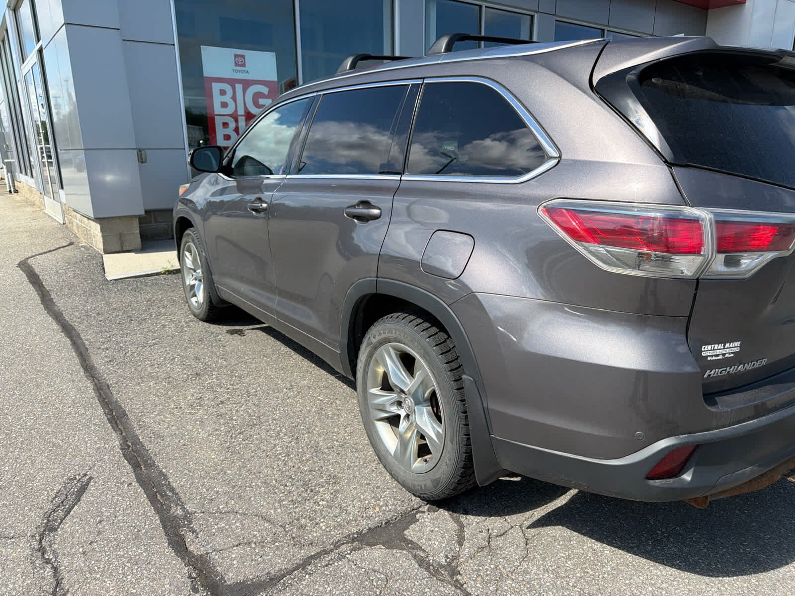 Used 2015 Predawn Gray Mica Toyota Limited image 4