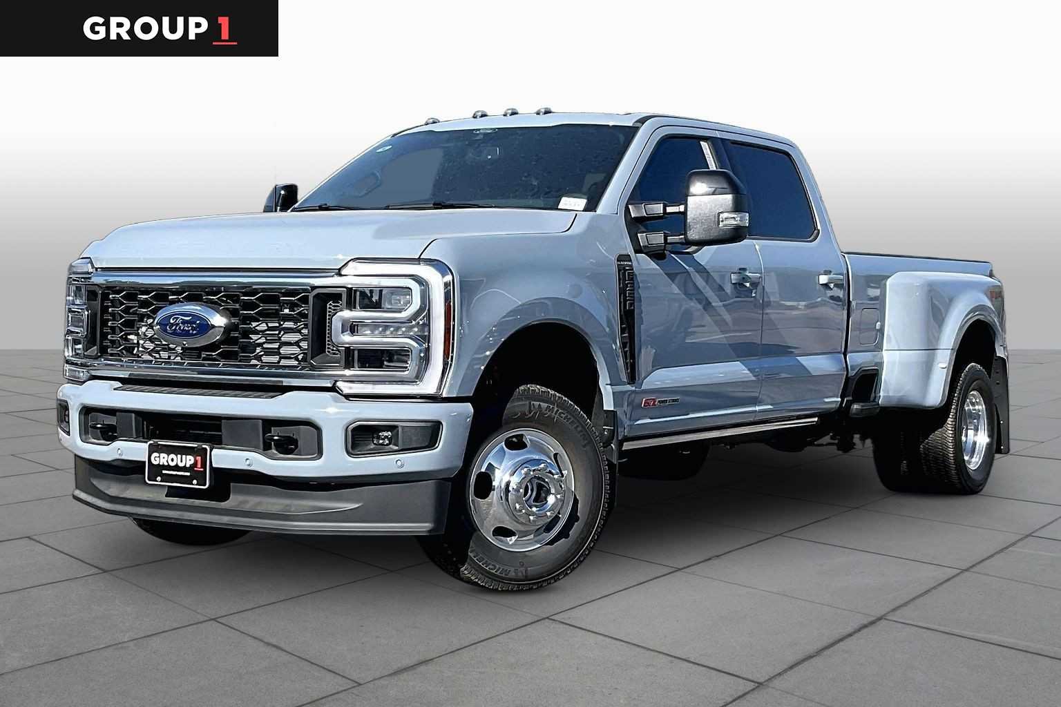 2026 Ford Super Duty F-350® Platinum®