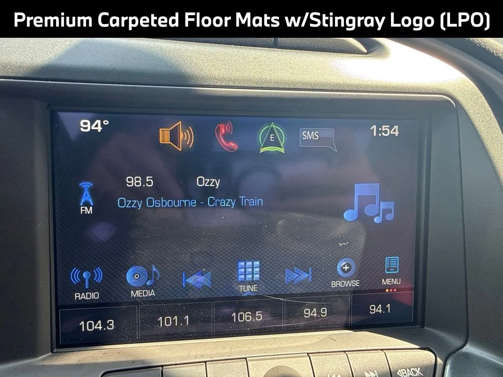 Used 2019 White Chevrolet Stingray image 14
