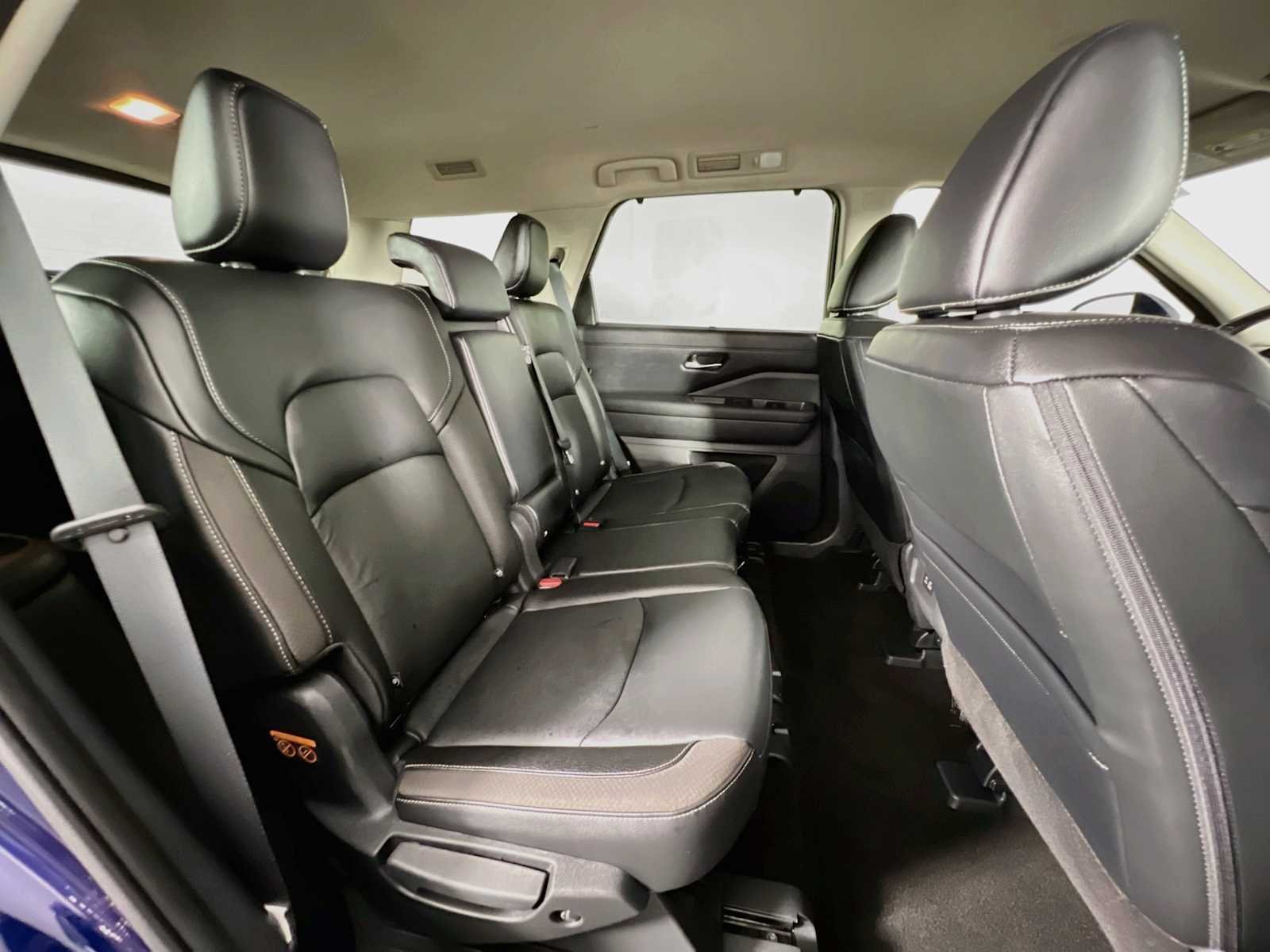 Used 2023 Deep Ocean Blue Pearl Nissan SL image 29