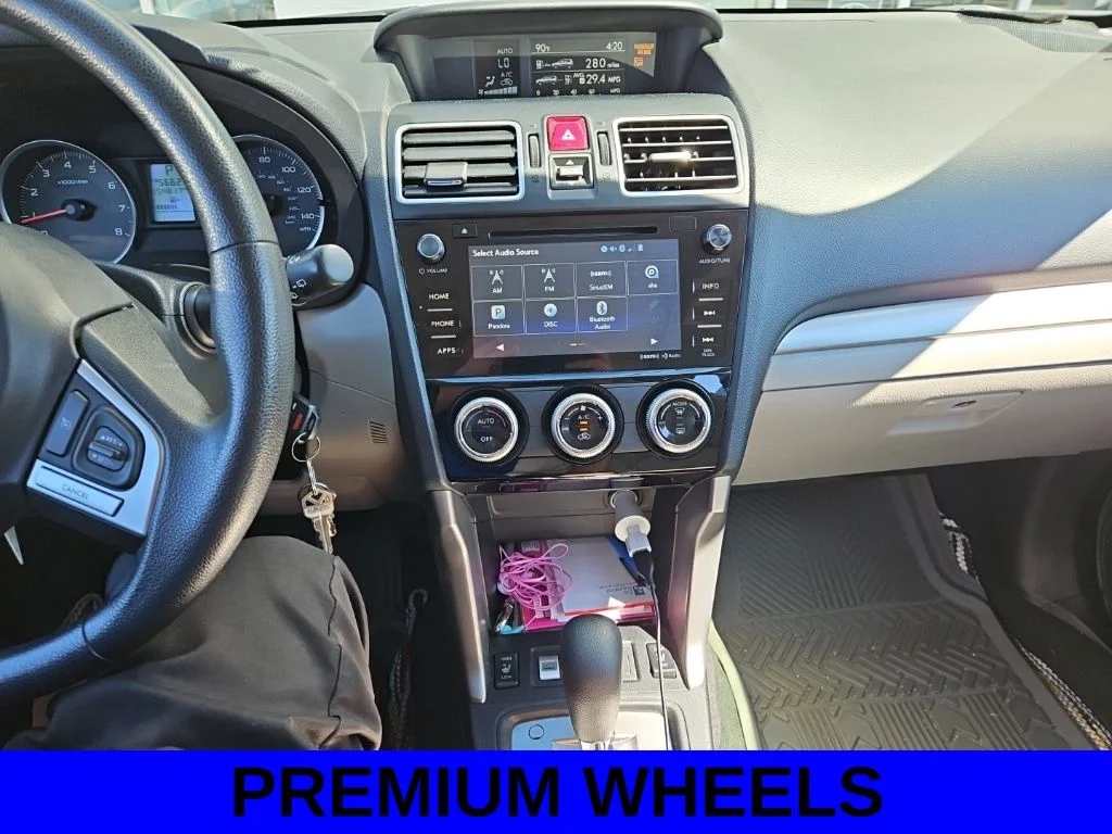 Used 2018 Red Subaru 2.5i Premium image 9
