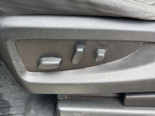 Used 2018 Black Chevrolet LT image 26