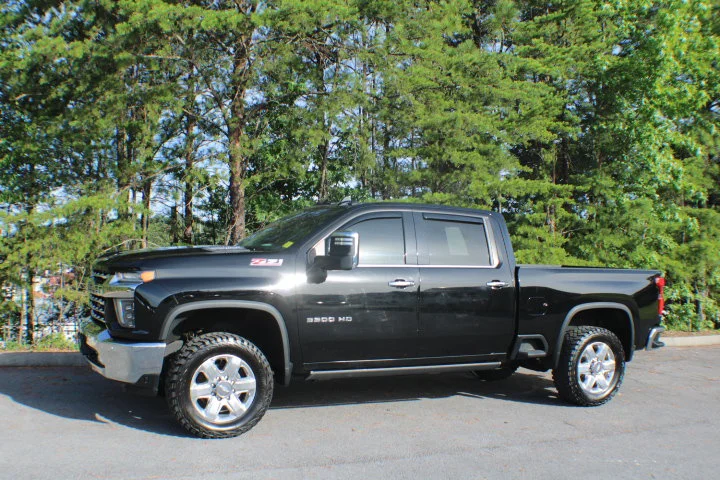 Used 2020 BLACK Chevrolet LTZ image 4