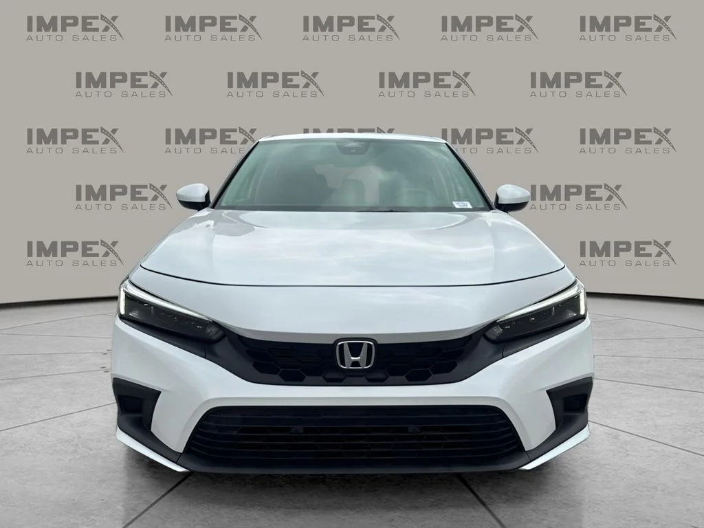 Used 2024 White Honda LX image 8