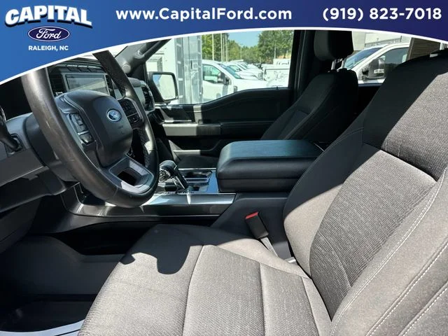 Used 2023 Black Ford XLT image 19