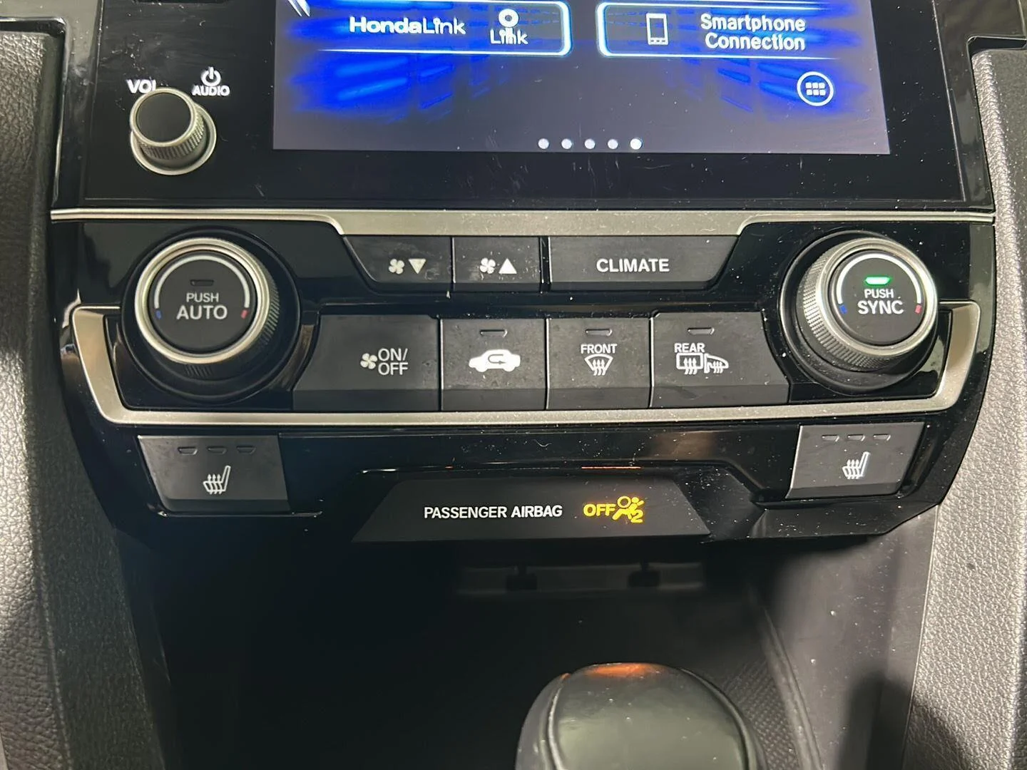 Used 2019 Lunar Silver Metallic Honda EX image 17