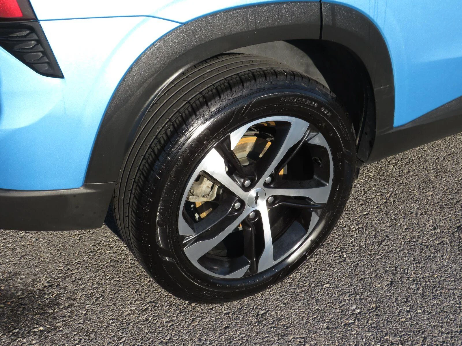 Used 2025 Marina Blue Metallic Chevrolet 1RS image 10